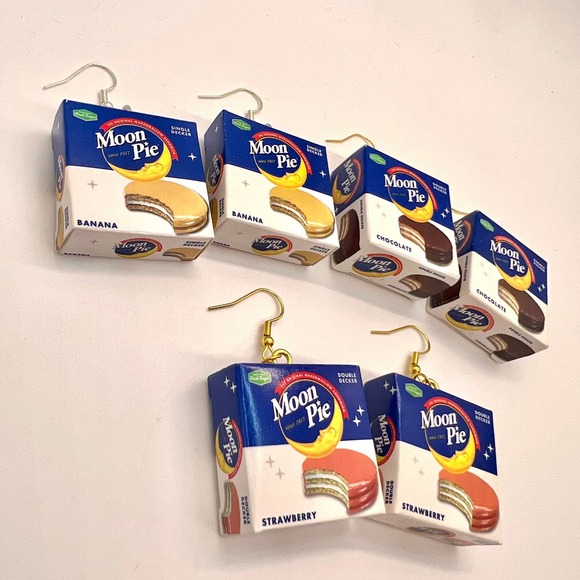 Moon Pie Earrings - Snack Cake Boxes - Mini Brands Earrings - Food Earrings - Picture 3 of 10